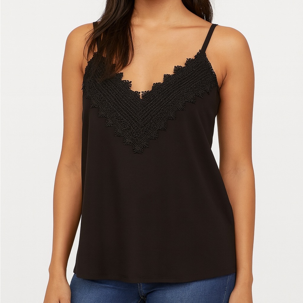 ✨ NWT Nine Britton Black Lace Cami – Size Small ✨